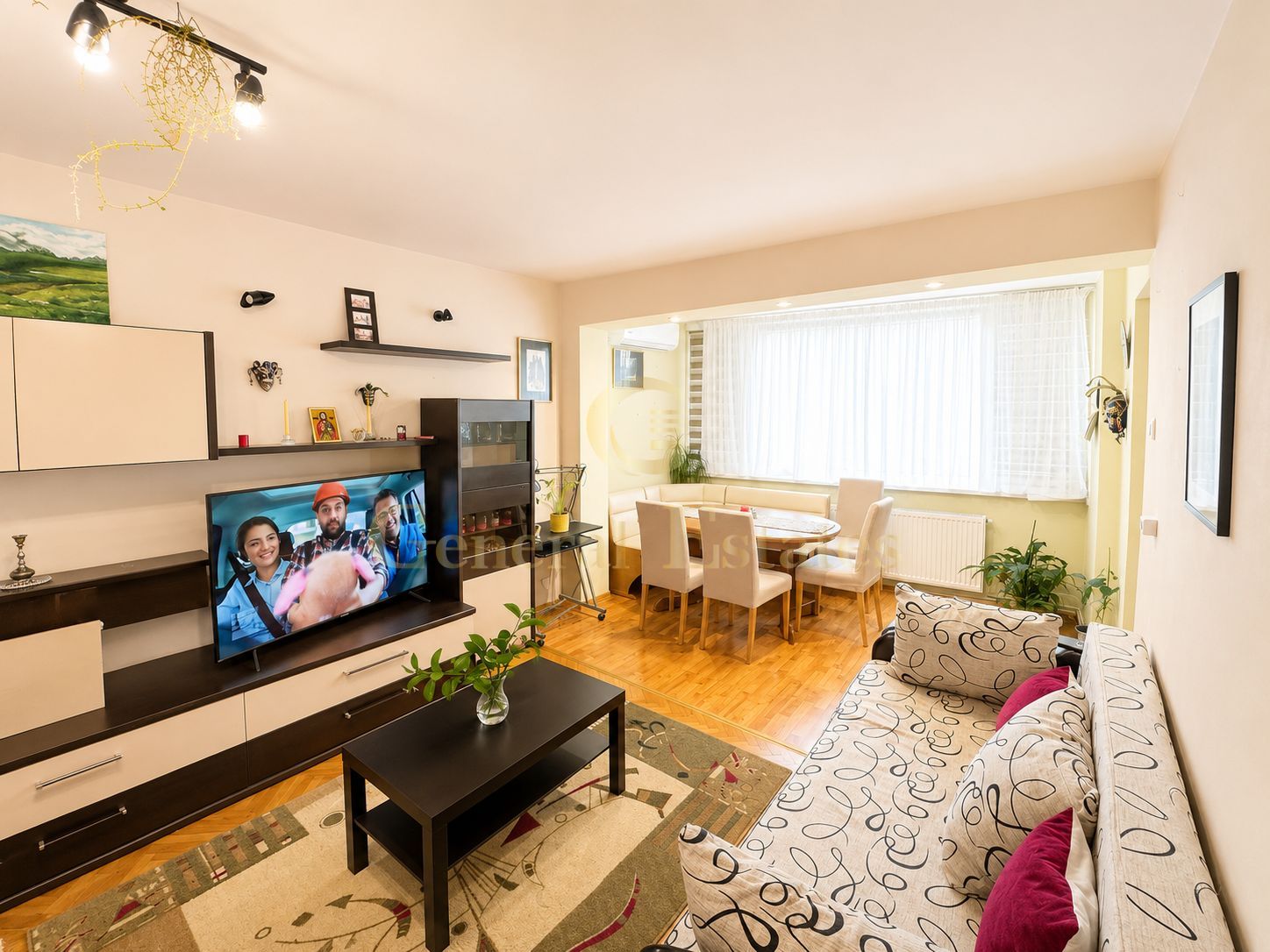 Apartament 3 camere decomandat | Zona Onix | Etaj 3/4 | Parcare